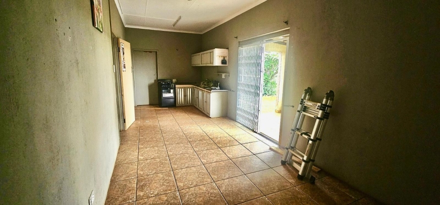 To Let 4 Bedroom Property for Rent in Spruitfontein North West